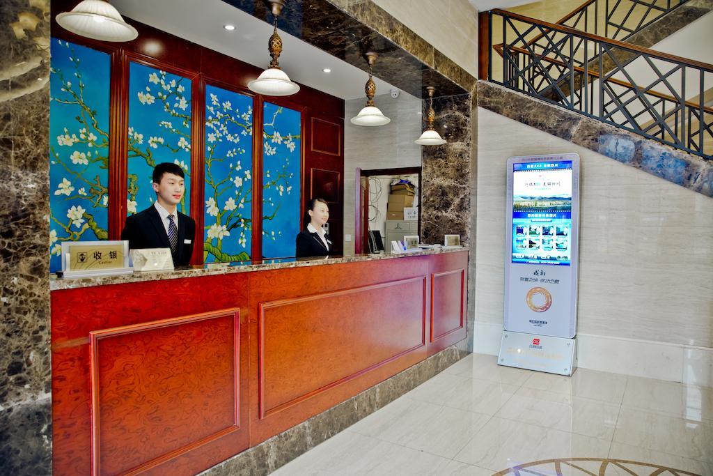 Chengdu Theme Hotel Exterior photo