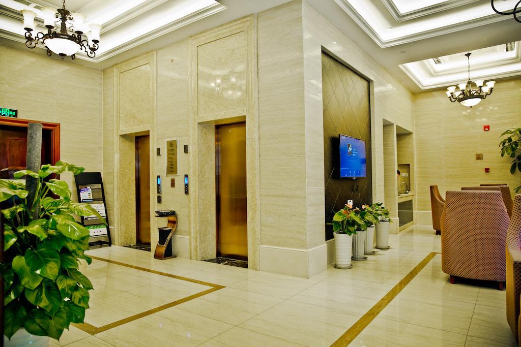 Chengdu Theme Hotel Exterior photo